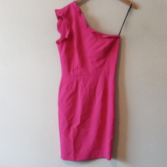 Black Halo Dress - Picture 2 of 6